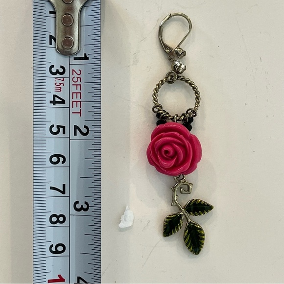 Vintage Betsey Johnson Pink Rose Dangle Earrings - Picture 10 of 10